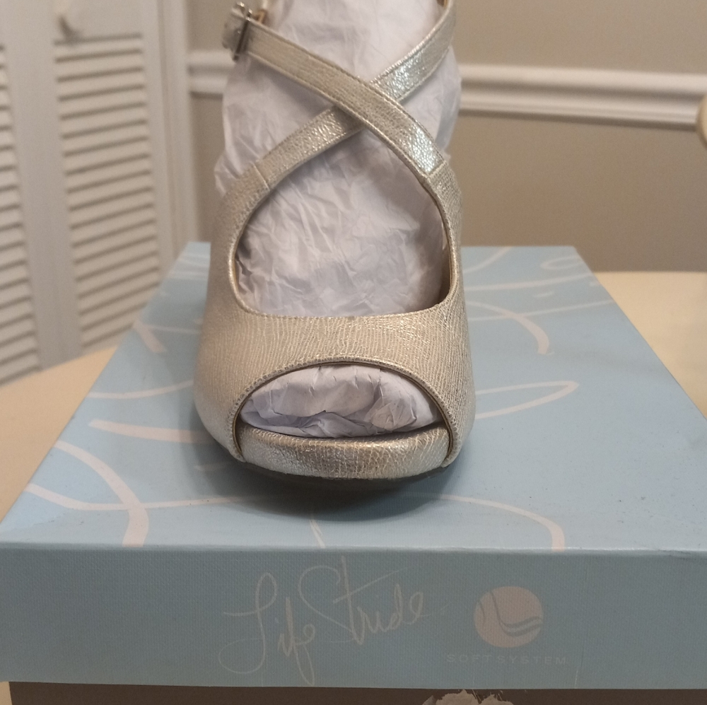 Womans Shoes